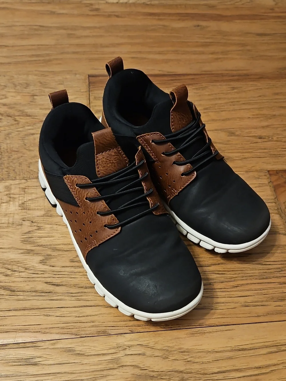Deer Stags Unisex Child Betts Jr Sneaker Size 2 Dress Shoes Black Brown